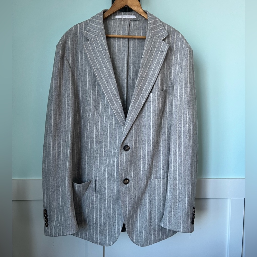 Eleventy Light Gray Striped Woman’s Blazer